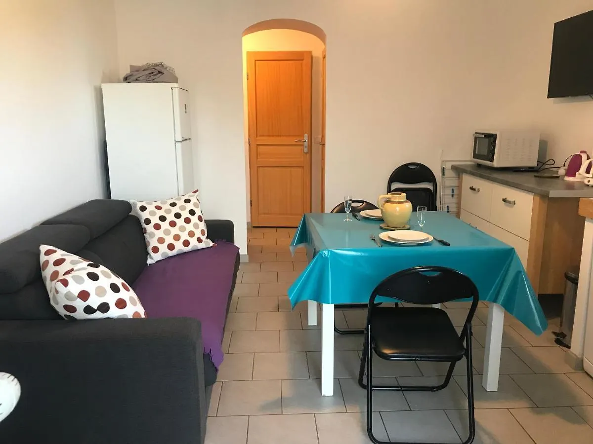 Gîte d'étape d'Aurouses Die