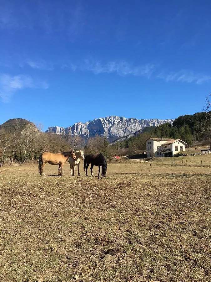 Gîte d'étape d'Aurouses Die